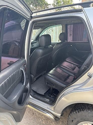 Mercedes-Benz ML-Class: 2003 г., 2.7 л, Автомат, Дизель, Внедорожник — 9