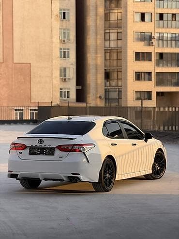Toyota Camry: 2020 г., 2.5 л, Автомат, Бензин, Седан — 4