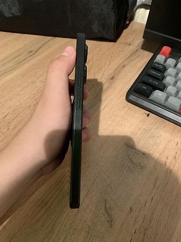 Мобильные телефоны и аксессуары: Redmi, Redmi Note 13, Б/у, 256 ГБ — 5