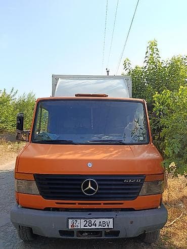 Mercedes-Benz 612D — бортовой/фургонный среднетоннажный грузовик — 2