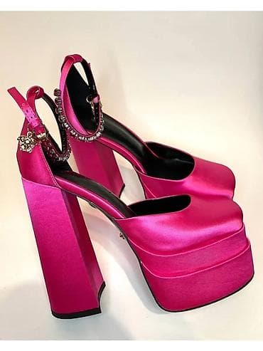Туфли, 35, 36, Versace, Б/у, цвет - Розовый at lalafo.kg Туфли, 35, 36, Versace, Б/у, цвет - Розовый