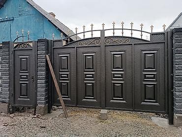 Кованые металлические ворота с калиткой - Комплект: распашные ворота