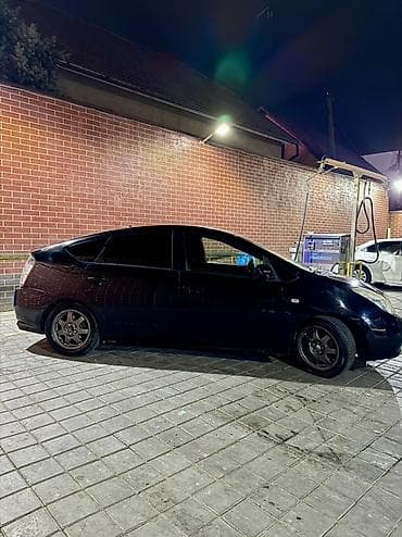 tesla model: Toyota Prius: 2004 г., 1.5 л, Вариатор, Гибрид, Хэтчбэк — 7