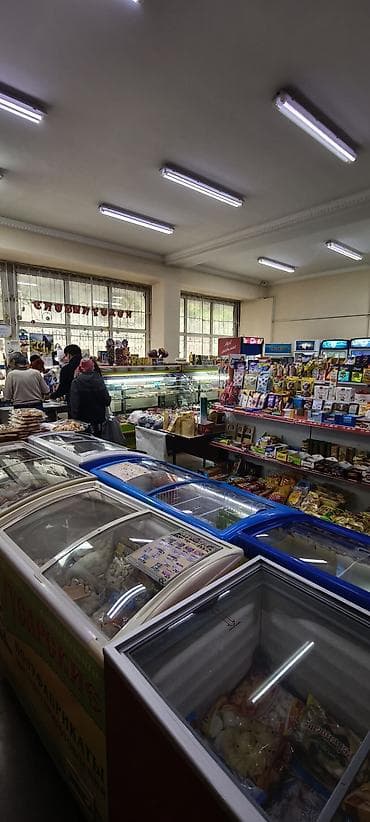 тянь: Продуктовый магазин «Азамат» требуется продавец женский пол, аял киши — 2