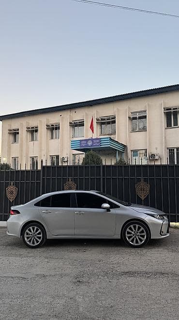 Транспорт: Toyota Corolla: 2020 г., 1.2 л, Автомат, Бензин, Седан — 3