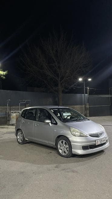 honda fit 1: Honda Fit: 2007 г., 1.3 л, Механика, Бензин, Хэтчбэк — 5