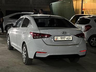 geely emgrand ev450: Hyundai Solaris: 2018 г., 1.4 л, Автомат, Бензин, Седан — 2