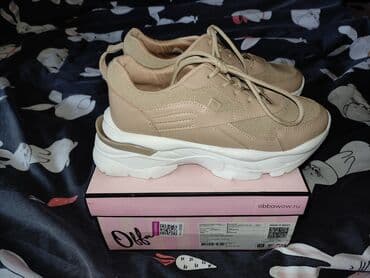 Туфли: Продаю стильные, очень удобные, мягкие кроссовки, маломерки, 40 — 1