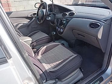 vauxhall nova: Ford Focus: 2002 г., 2 л, Автомат, Бензин, Седан — 2