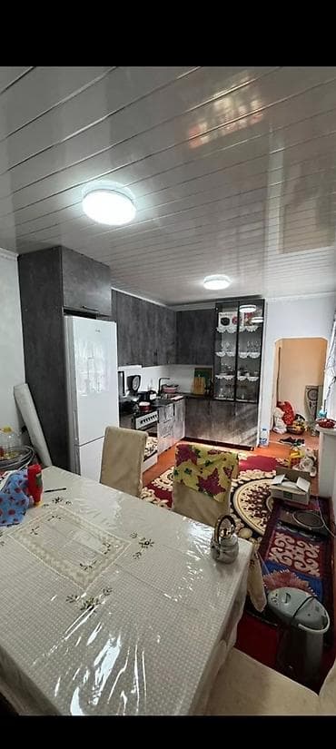4 bedroom: 58 м², 3 комнаты, Парковка, Забор, огорожен — 6