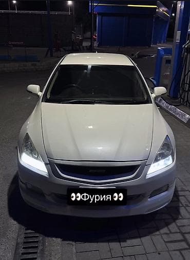 низкопрофиль: Honda Inspire: 2005 г., Автомат, Бензин, Седан — 4