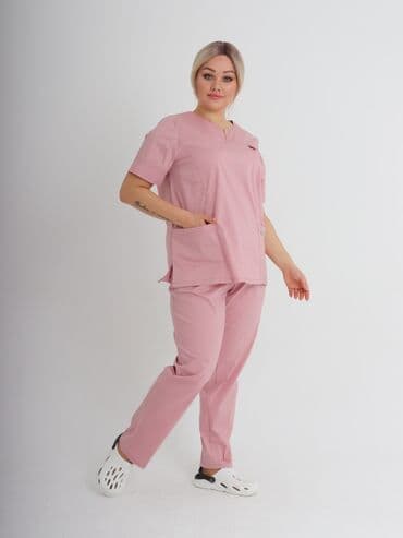 Тонометры: Мед костюм "Женева" -Очень красиво сидит -Имеет приталенный силует — 6