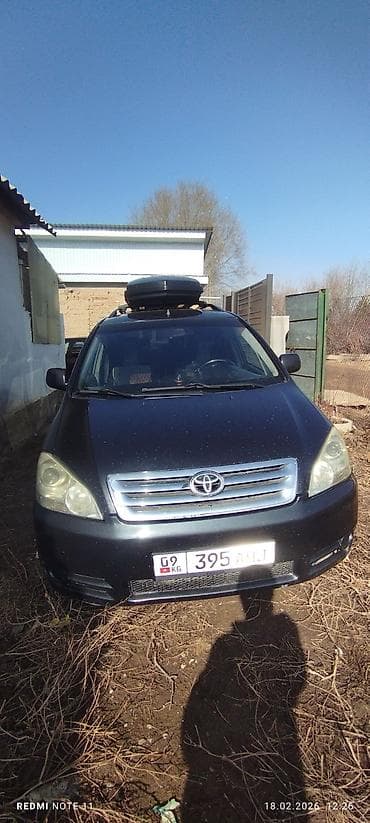 Toyota Avensis Verso: 2003 г., Механика, Дизель at lalafo.kg Toyota Avensis Verso: 2003 г., Механика, Дизель
