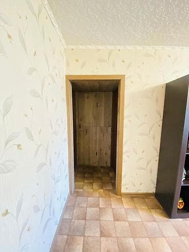 продажа квартир трёхкомнатных: 3 комнаты, 58 м², 104 серия, 1 этаж, Косметический ремонт — 6