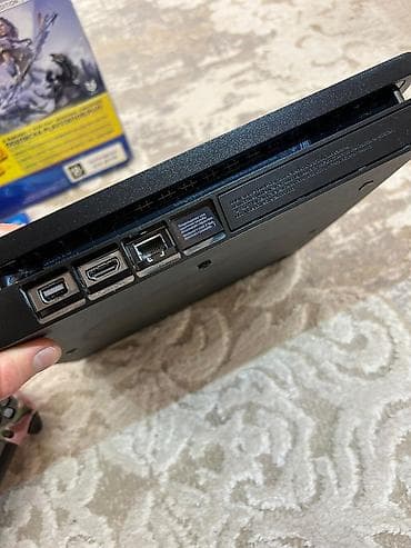 Другие игры и приставки: PlayStation 4 Slim (PS4) — комплект «Хиты PlayStation» Состав: - — 4