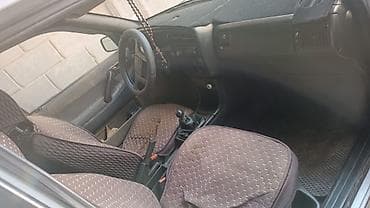 tourer v: Volkswagen Passat: 1988 г., Механика, Седан — 2