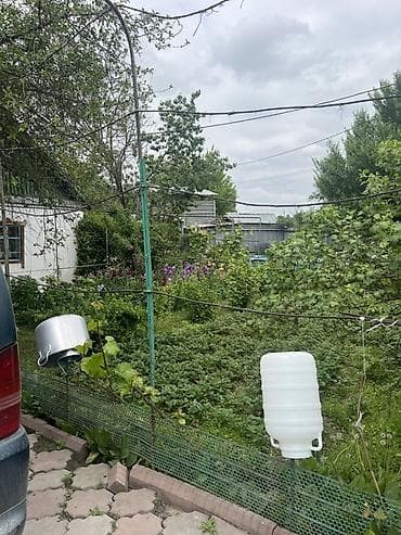 Продаю 2 участка 40 соток,один дом жилой второй дом под снос