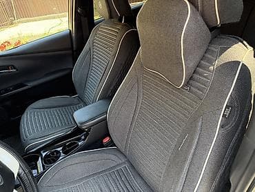 Унаа сатуу: Toyota Prius: 2019 г., 1.8 л, Автомат, Гибрид, Хетчбек — 2