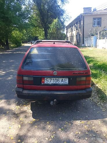 124 e500: Volkswagen Passat Variant: 1990 г., 1.8 л, Механика, Газ, Универсал — 3