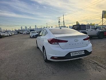lada largus: Hyundai Avante: 2020 г., Автомат, Бензин, Седан — 3