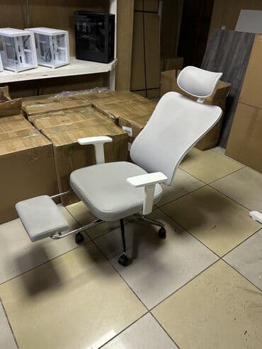 кресла офис: Офисное кресло, Новый, С колесиками, цвет - Белый, Самовывоз, Платная доставка — 4