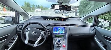 prius: Toyota Prius: 2011 г., Гибрид, Хэтчбэк — 7