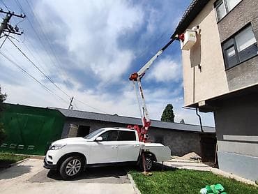 Автовышка на базе пикапа / компактный коленчатый подъемник