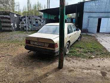 машина мерс с: Mercedes-Benz W124: 1989 г., 1.9 л, Ручные, Бензин, Седан — 4