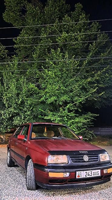 8: Volkswagen Vento: 1992 г., 1.8 л, Автомат, Газ, Седан — 4