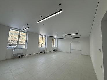 недвижимость каракол: Сдаю Аренда офисов, 94 м², В бизнес центре — 5