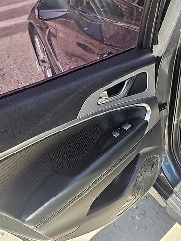 Транспорт: Hyundai Genesis: 2020 г., 2 л, Автомат, Бензин, Седан — 10