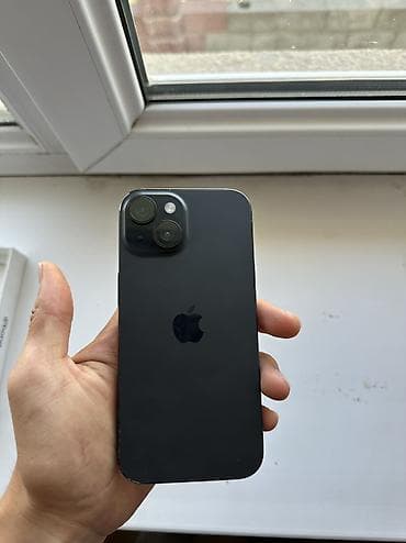 оригинальные аирподсы 1: IPhone 15, Б/у — 5