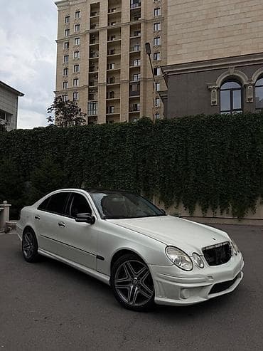Mercedes-Benz E-Class: 2006 г., 5.5 л, Автомат, Бензин, Седан