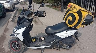 Скутеры: Тип скутера 150 куб. см, Бензин, Б/у — 3