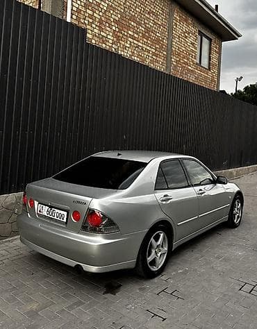 лексус is 500: Toyota Altezza: 2003 г., 2 л, Автомат, Бензин, Седан — 2