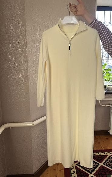 вязаное платье синего цвета: Платье трикотажное. Новое. Размер 44-48. Посадка отличная. Цена 800с — 1