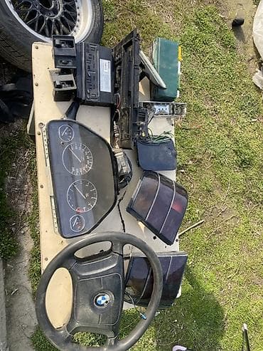 Автохимия: Разбор BMW E34— запасные части В наличии различные узлы и элементы от — 5