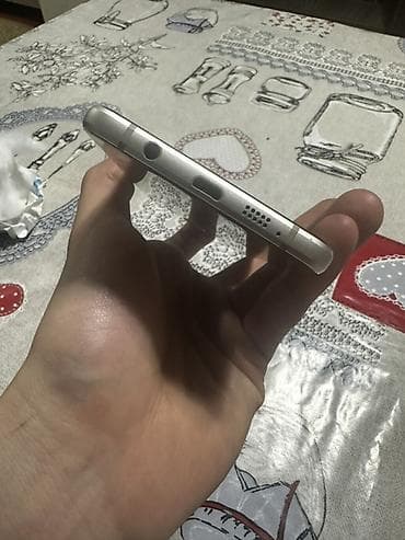 fifa 16: Samsung Galaxy A5, Б/у, 16 ГБ, цвет - Золотой, 2 SIM — 5