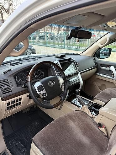 ленд крузер: Toyota Land Cruiser: 2014 г., 4.6 л, Автомат, Бензин, Внедорожник — 8