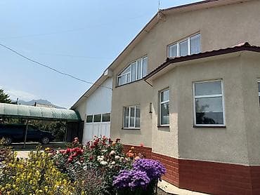 вагон токмок: Ак-Суу (📍Теплоключенка)! Улица - Октябрьская 82 🏡 Площадь дома — 7