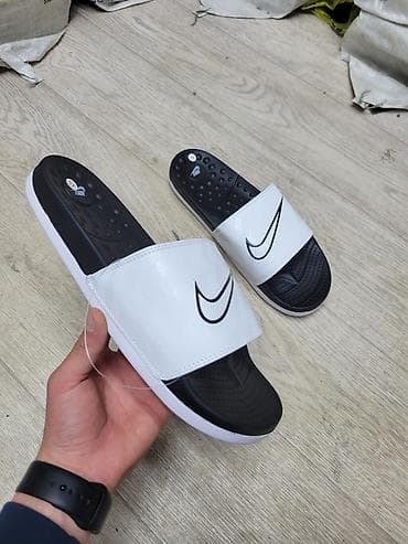 Босоножки, сандалии, шлепанцы: Мужские сандалии, 42, Nike, Новый, цвет - Белый, Платная доставка — 1