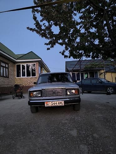 Унаа сатуу: ВАЗ (ЛАДА) 2107: 2010 г., 1.6 л, Кол менен иштөөчү, Бензин, Седан — 1