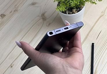 red megic: Samsung Galaxy S23 Ultra, Б/у, 256 ГБ, цвет - Черный, 1 SIM, eSIM — 5