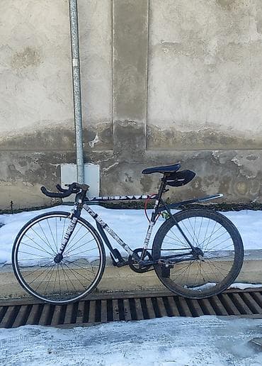 велосипед с большими колёсами: Городской велосипед фикс-типом трансмиссии (фикс/синглспид). Рама — 2