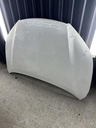 торг у капота: Капот Toyota, Оригинал — 1