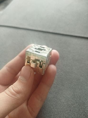 Золотой блок Minecraft от Kinder Joy at lalafo.kg Золотой блок Minecraft от Kinder Joy