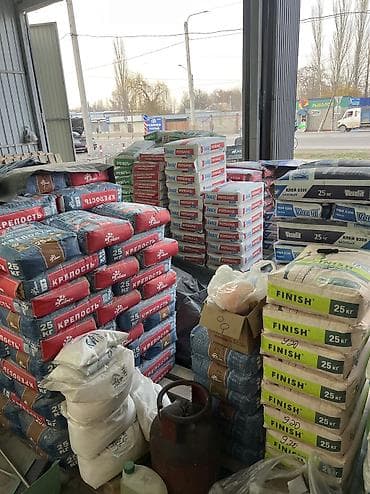 работа в караколе официант: Требуется грузчик в строительный магазин. В селе Романовка — 2