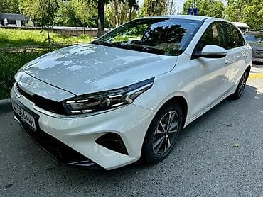 Kia K3: 2021 г., 1.6 л, Вариатор, Бензин, Седан