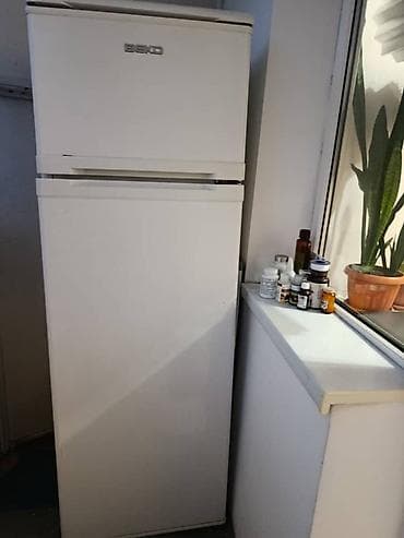 Техника и электроника: Холодильник Beko, Б/у, Двухкамерный — 1