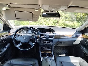 селектор мерседес: Mercedes-Benz E-Class: 2010 г., 3.5 л, Автомат, Бензин, Седан — 4